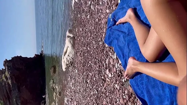 Risky Sex on a Public Beach Full Of People with Creampie